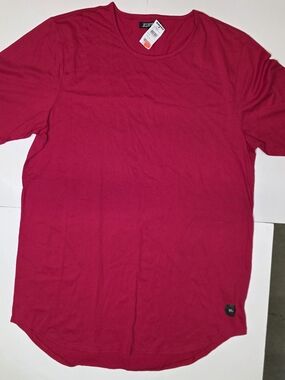 Elwood T-shirt
